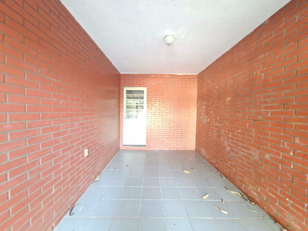 Casa Residencial para para aluguel no Bairro NEVA em CASCAVEL: 