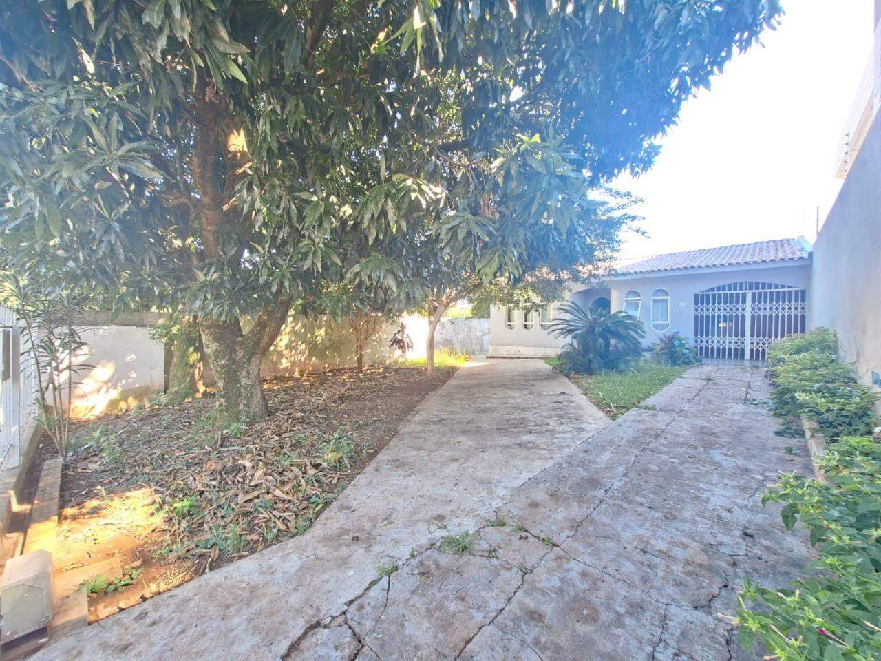 Casa Residencial para para aluguel no Bairro NEVA em CASCAVEL: 