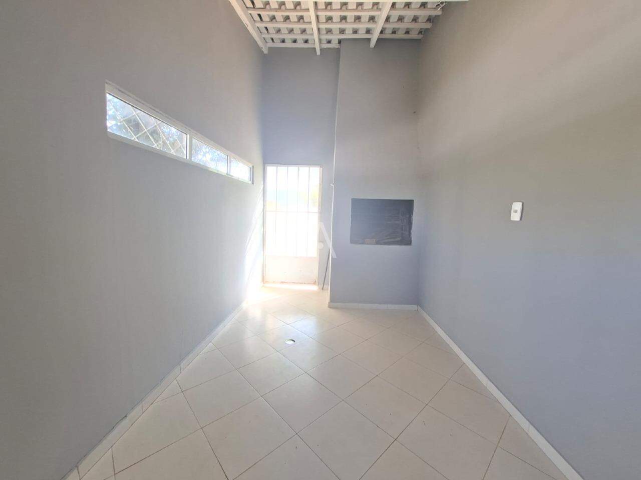 Casa Residencial para para aluguel no Bairro NEVA em CASCAVEL: 