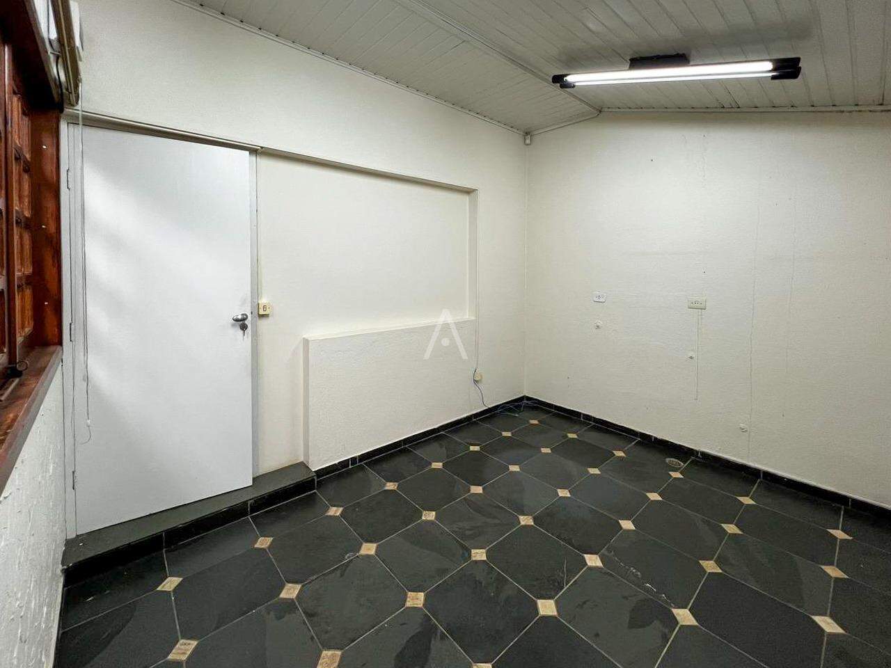 Sobrado para à venda no Bairro CENTRO em CASCAVEL: 