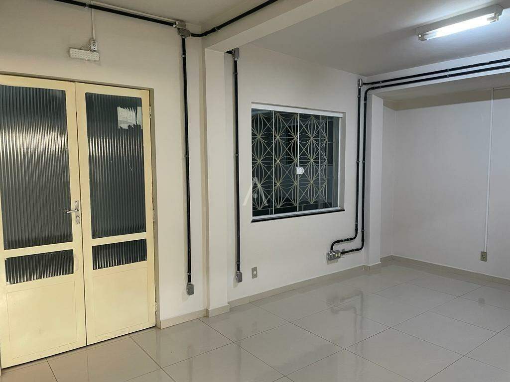 Casa Comercial para para aluguel no Bairro PARQUE SAO PAULO em CASCAVEL: 