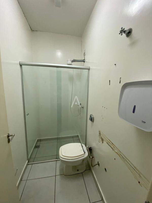 Sala Comercial para para aluguel no Bairro CENTRO em CASCAVEL: 