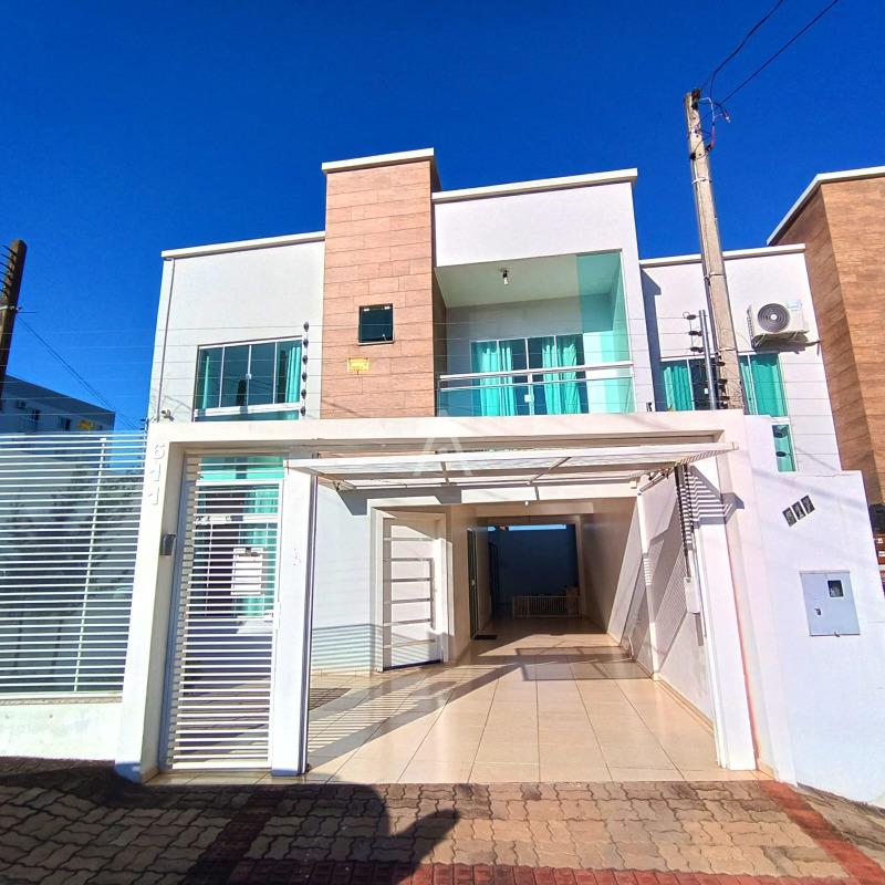 Sobrado para à venda no Bairro PARQUE SAO PAULO em CASCAVEL: 