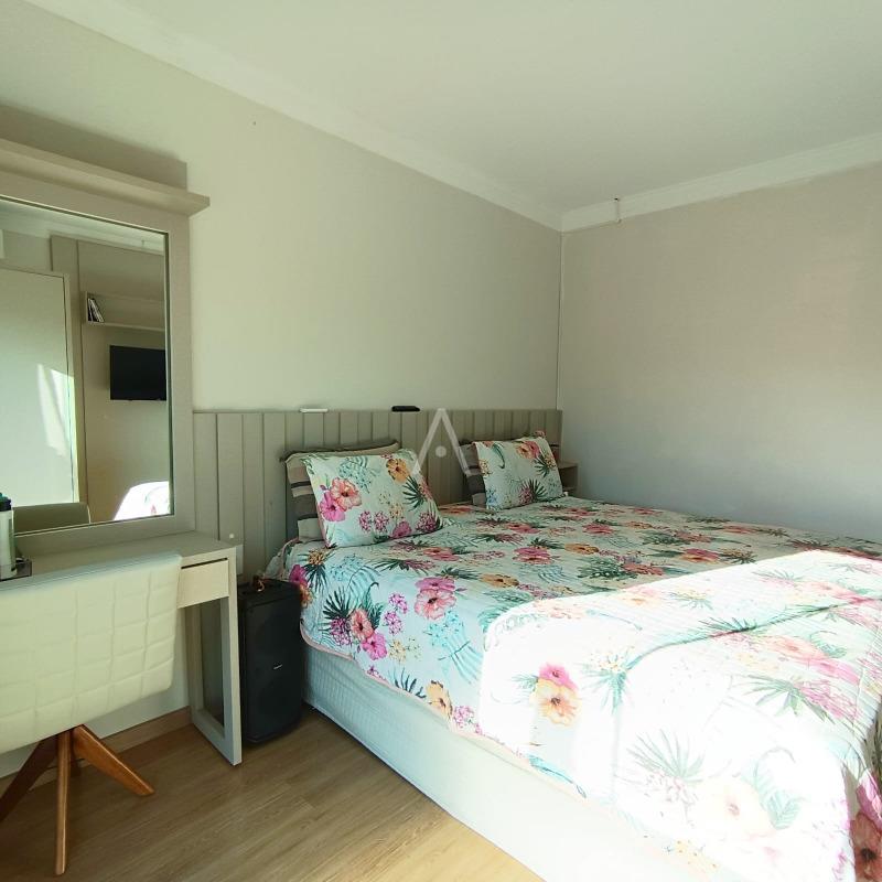 Sobrado para à venda no Bairro PARQUE SAO PAULO em CASCAVEL: 