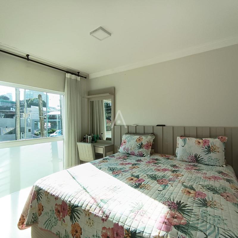 Sobrado para à venda no Bairro PARQUE SAO PAULO em CASCAVEL: 