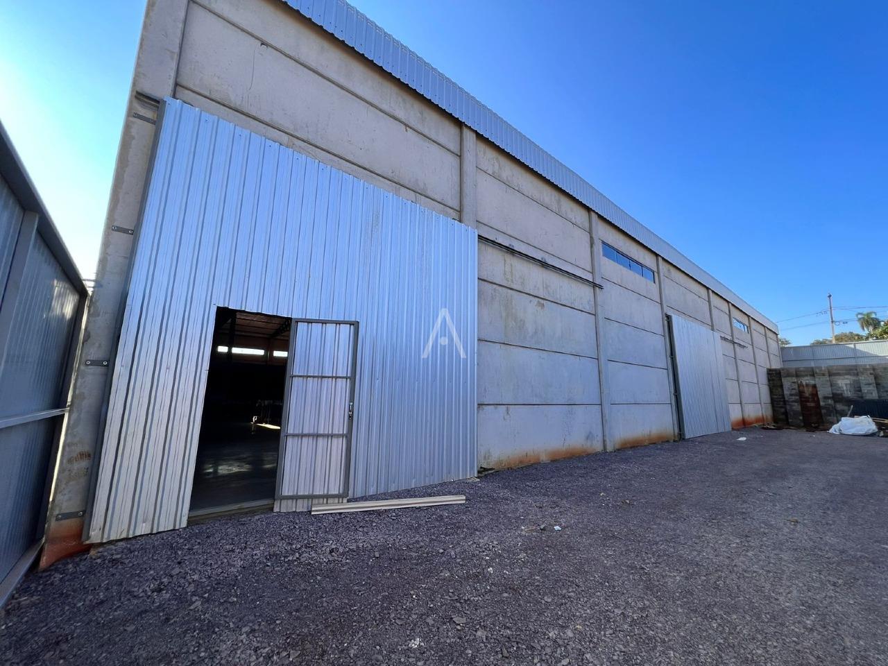 Barracão Comercial para para aluguel no Bairro INTERLAGOS em CASCAVEL: 