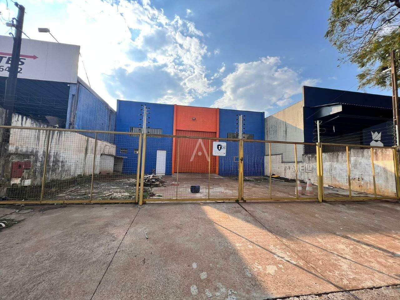 Barracão Comercial para para aluguel no Bairro MARIA LUIZA em CASCAVEL: 