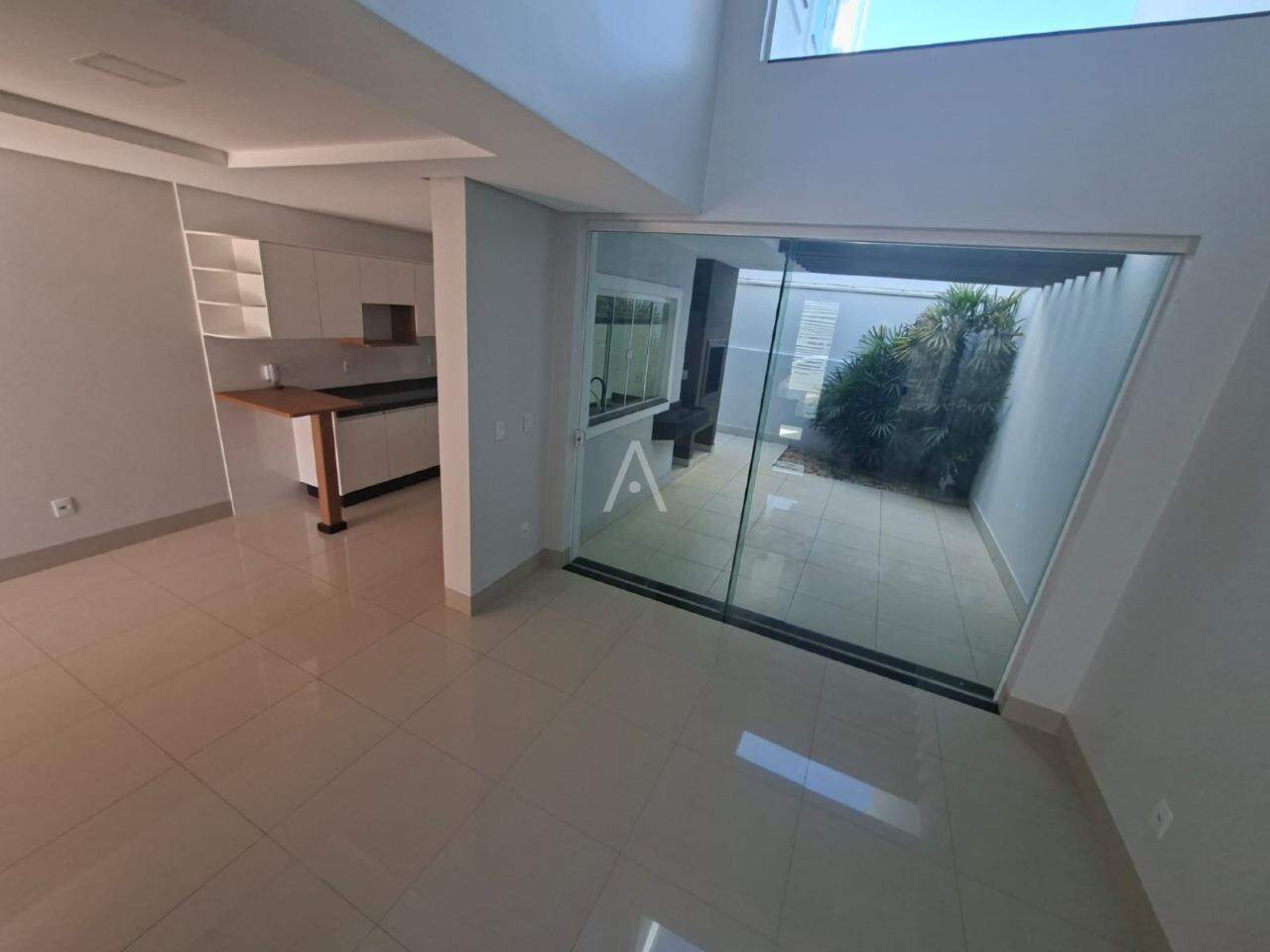 Sobrado para para aluguel no Bairro COUNTRY em CASCAVEL: