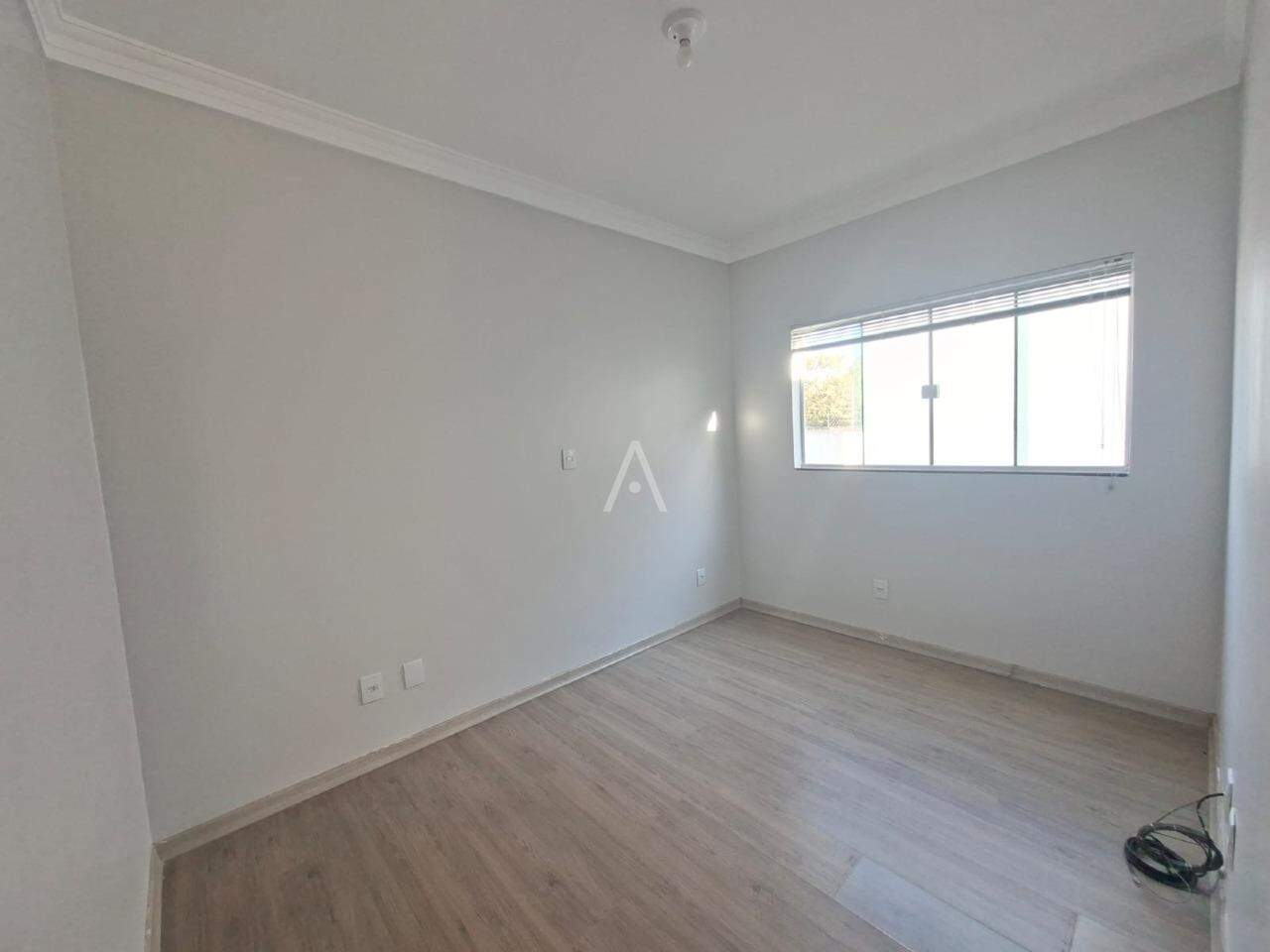 Sobrado para para aluguel no Bairro COUNTRY em CASCAVEL: