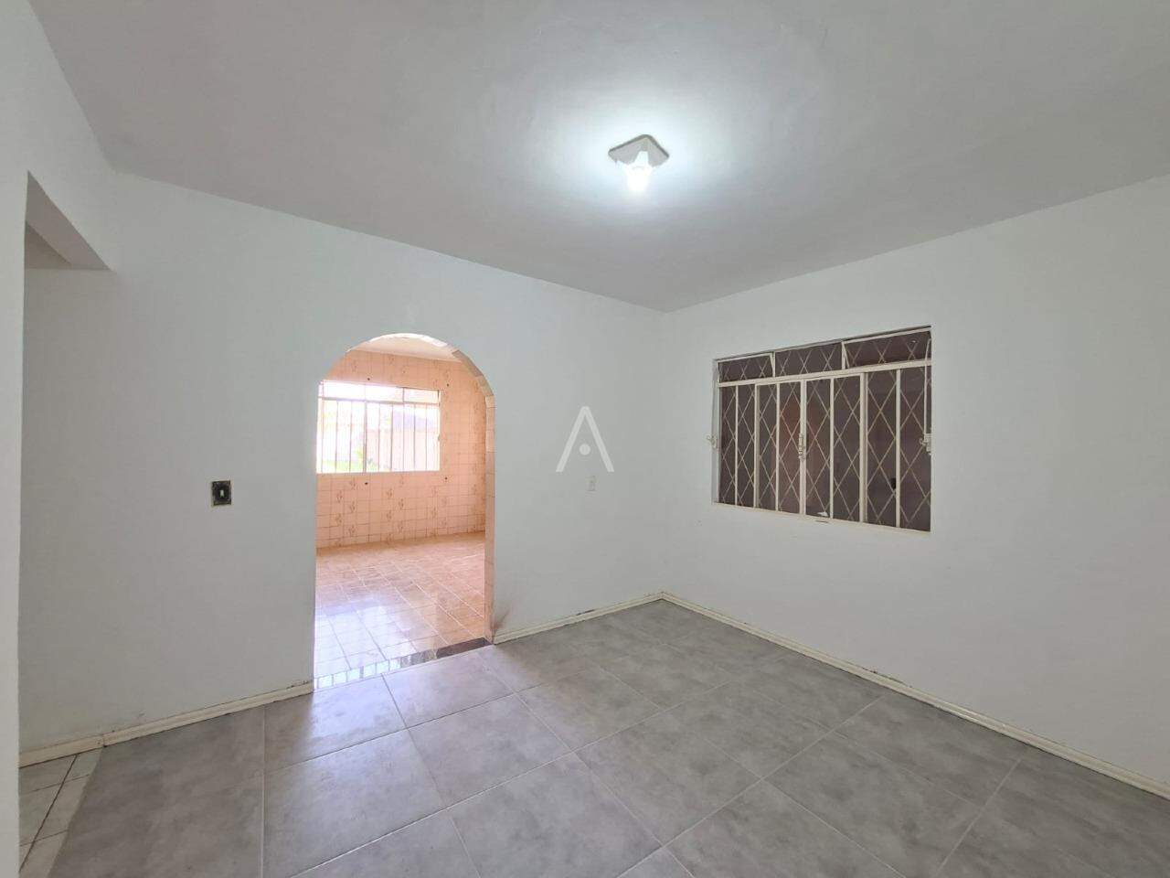 Casa Residencial para para aluguel no Bairro CANCELLI em CASCAVEL: