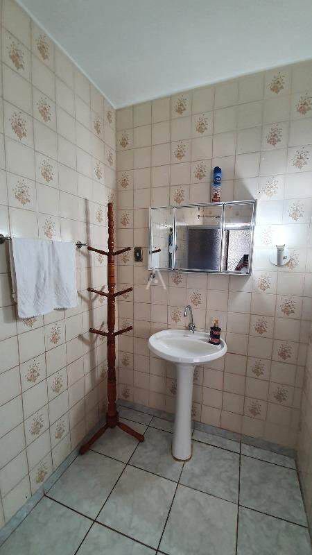 Casa Residencial para para aluguel no Bairro CANCELLI em CASCAVEL:
