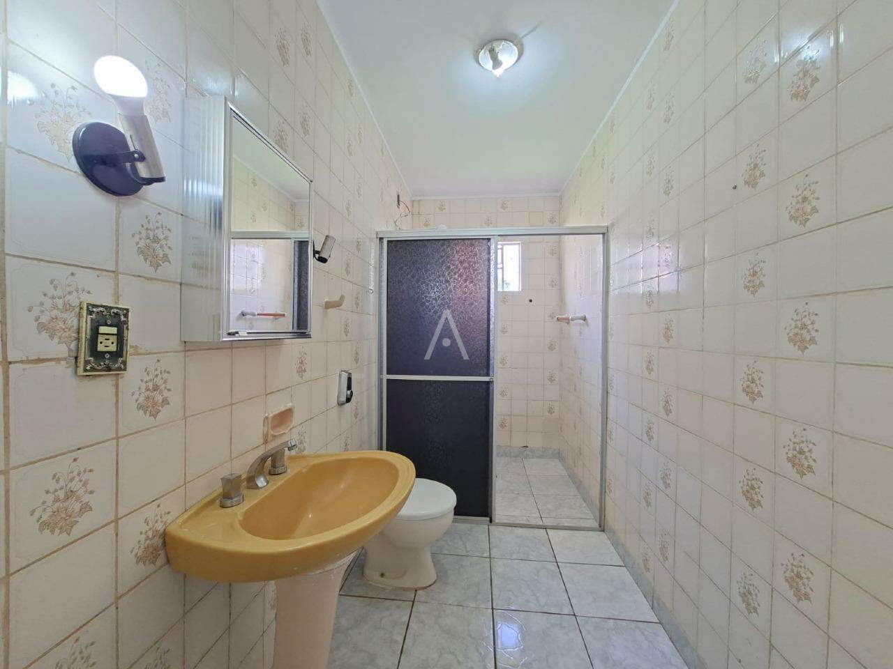 Casa Residencial para para aluguel no Bairro CANCELLI em CASCAVEL:
