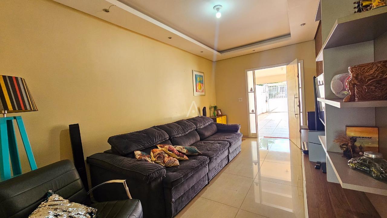 Casa Residencial para à venda no Bairro REGIAO DO LAGO em CASCAVEL: 