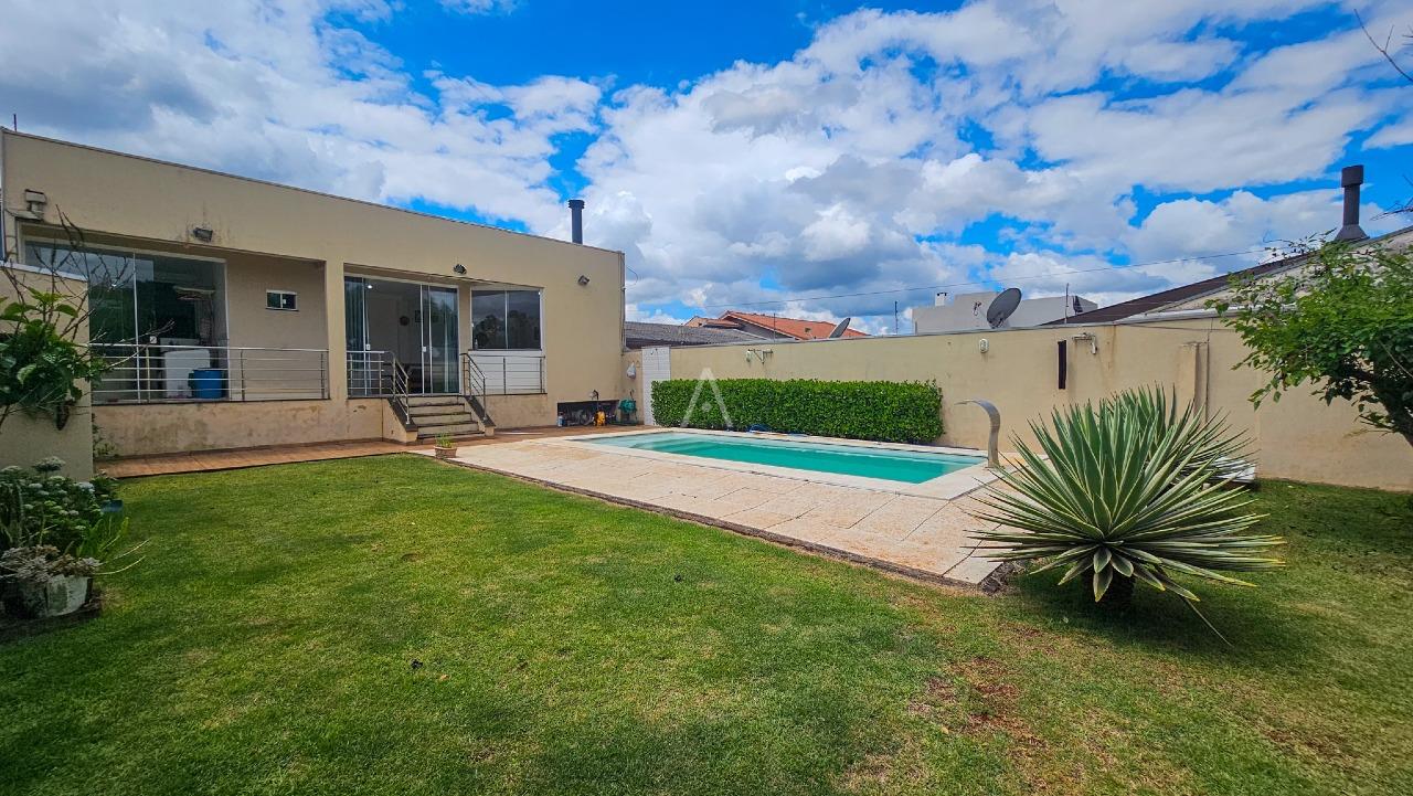 Casa Residencial para à venda no Bairro REGIAO DO LAGO em CASCAVEL: 