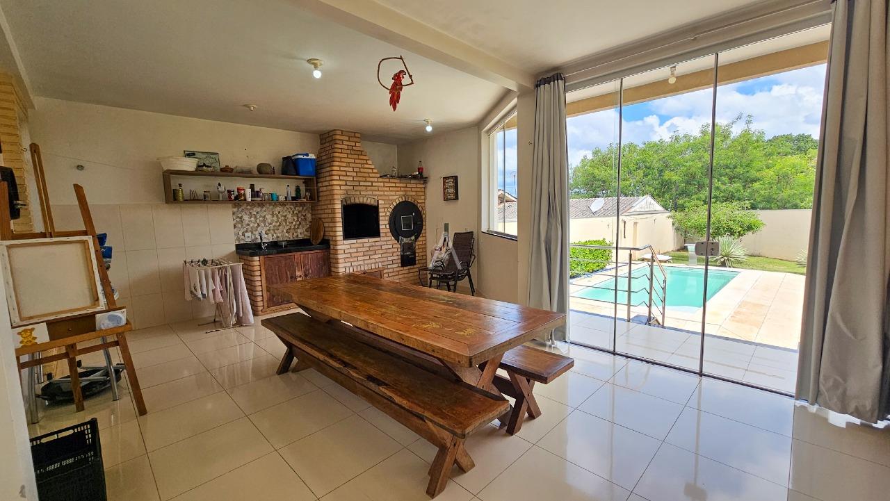 Casa Residencial para à venda no Bairro REGIAO DO LAGO em CASCAVEL: 