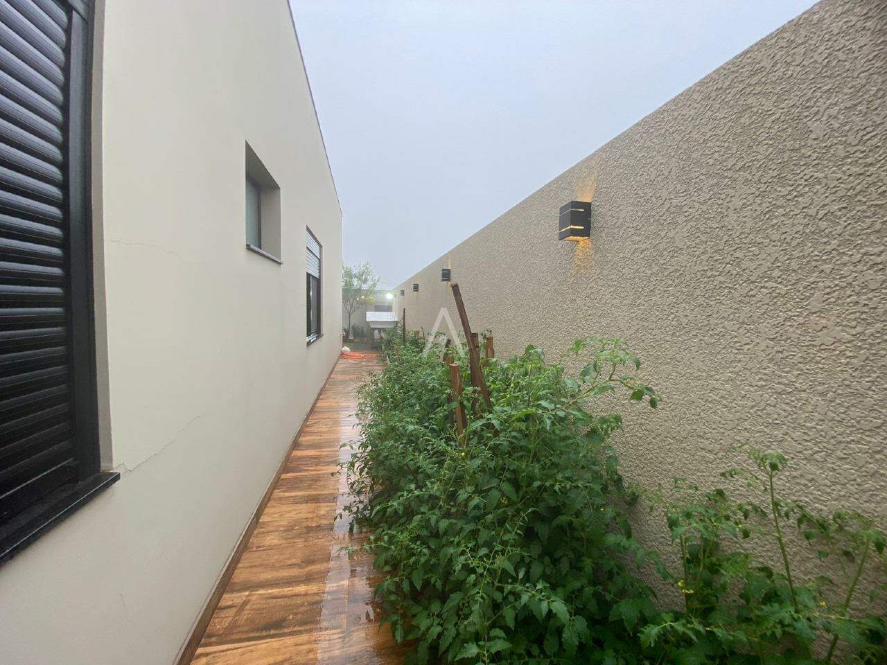 Casa Residencial para à venda no Bairro SEDE ALVORADA em CASCAVEL: 