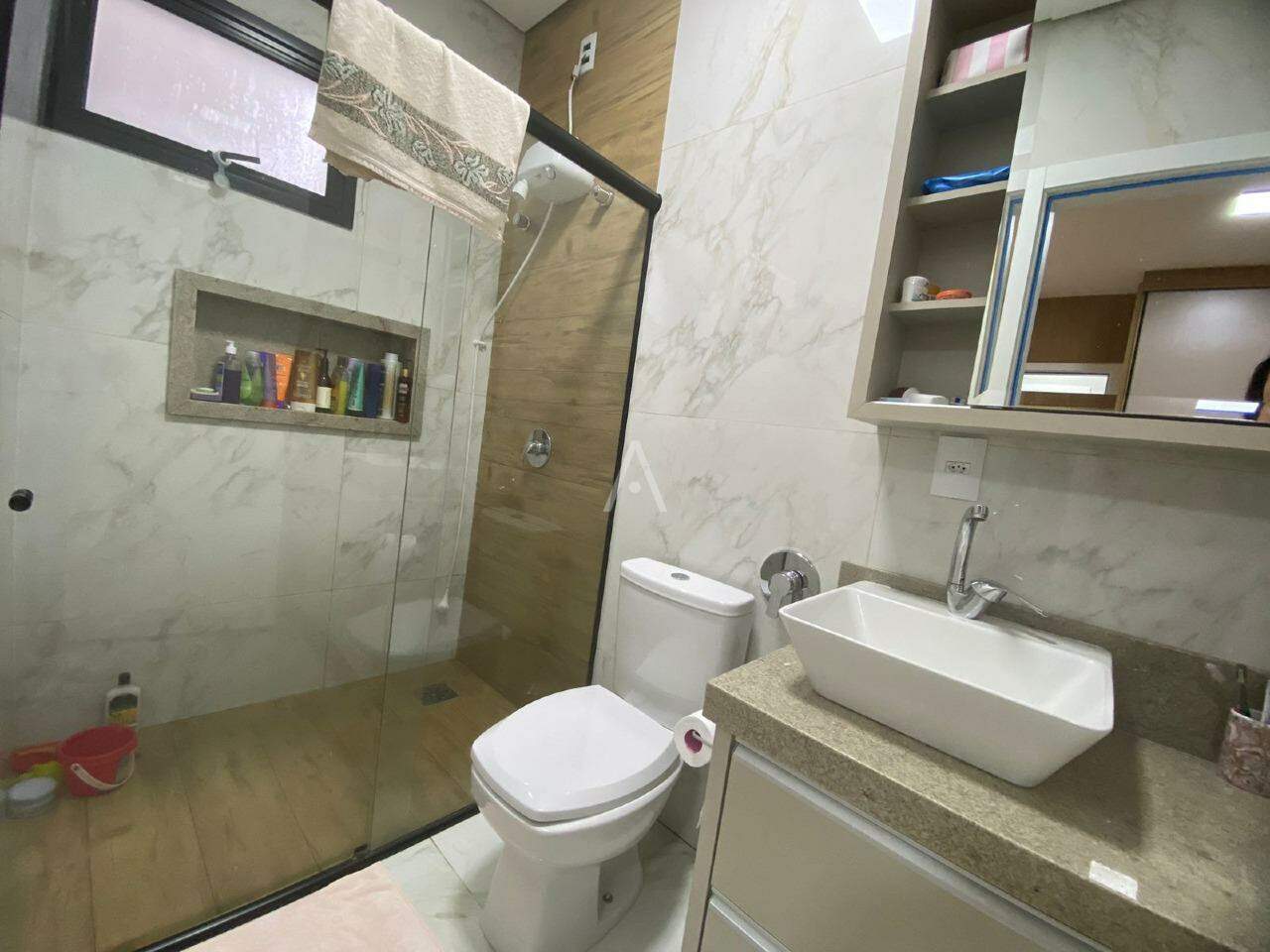 Casa Residencial para à venda no Bairro SEDE ALVORADA em CASCAVEL: 