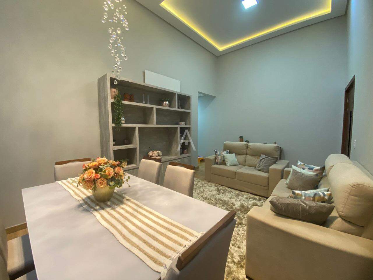 Casa Residencial para à venda no Bairro SEDE ALVORADA em CASCAVEL: 