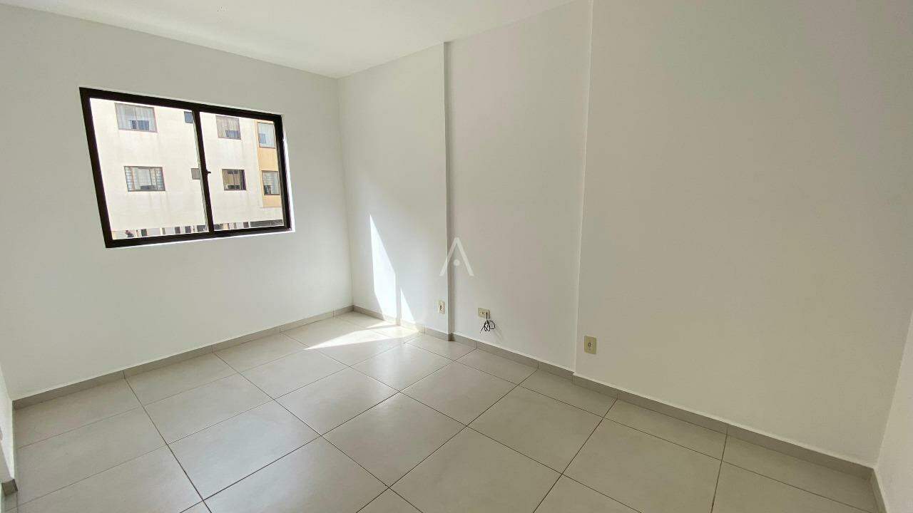 Apartamento para para aluguel no Bairro COUNTRY em CASCAVEL: 