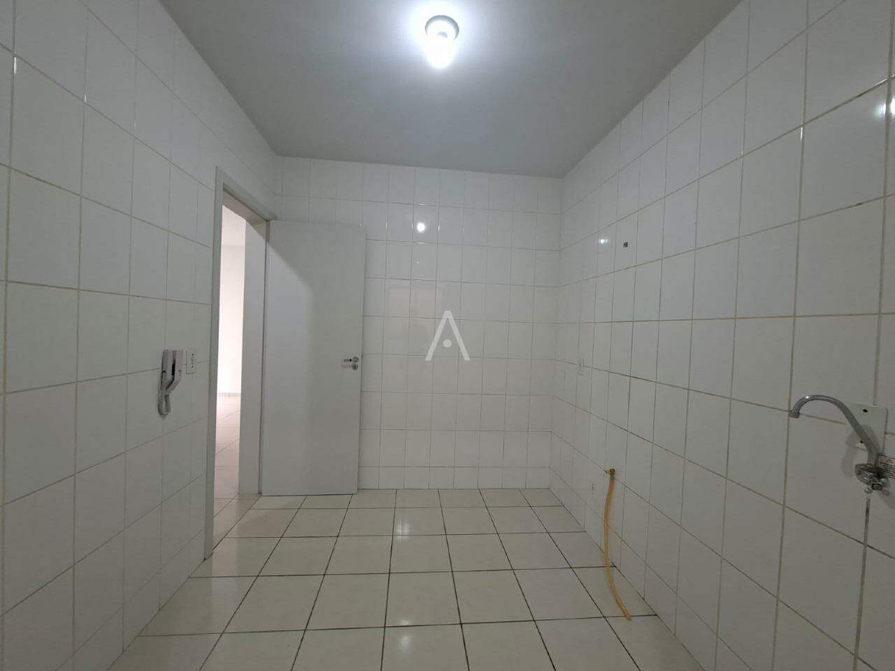 Apartamento para para aluguel no Bairro COUNTRY em CASCAVEL: 