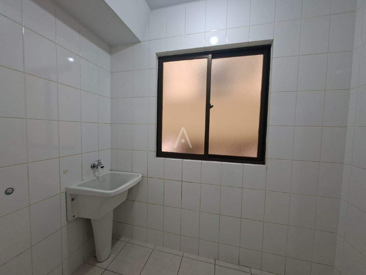 Apartamento para para aluguel no Bairro COUNTRY em CASCAVEL: 