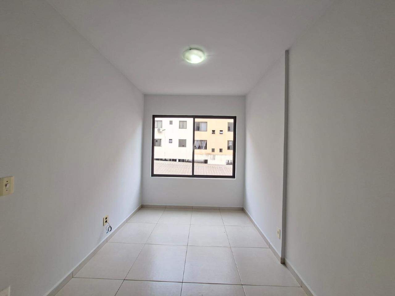 Apartamento para para aluguel no Bairro COUNTRY em CASCAVEL: 