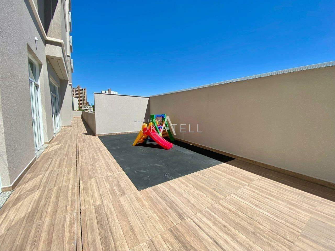 Apartamento para à venda no Bairro CENTRO em CASCAVEL: playground 