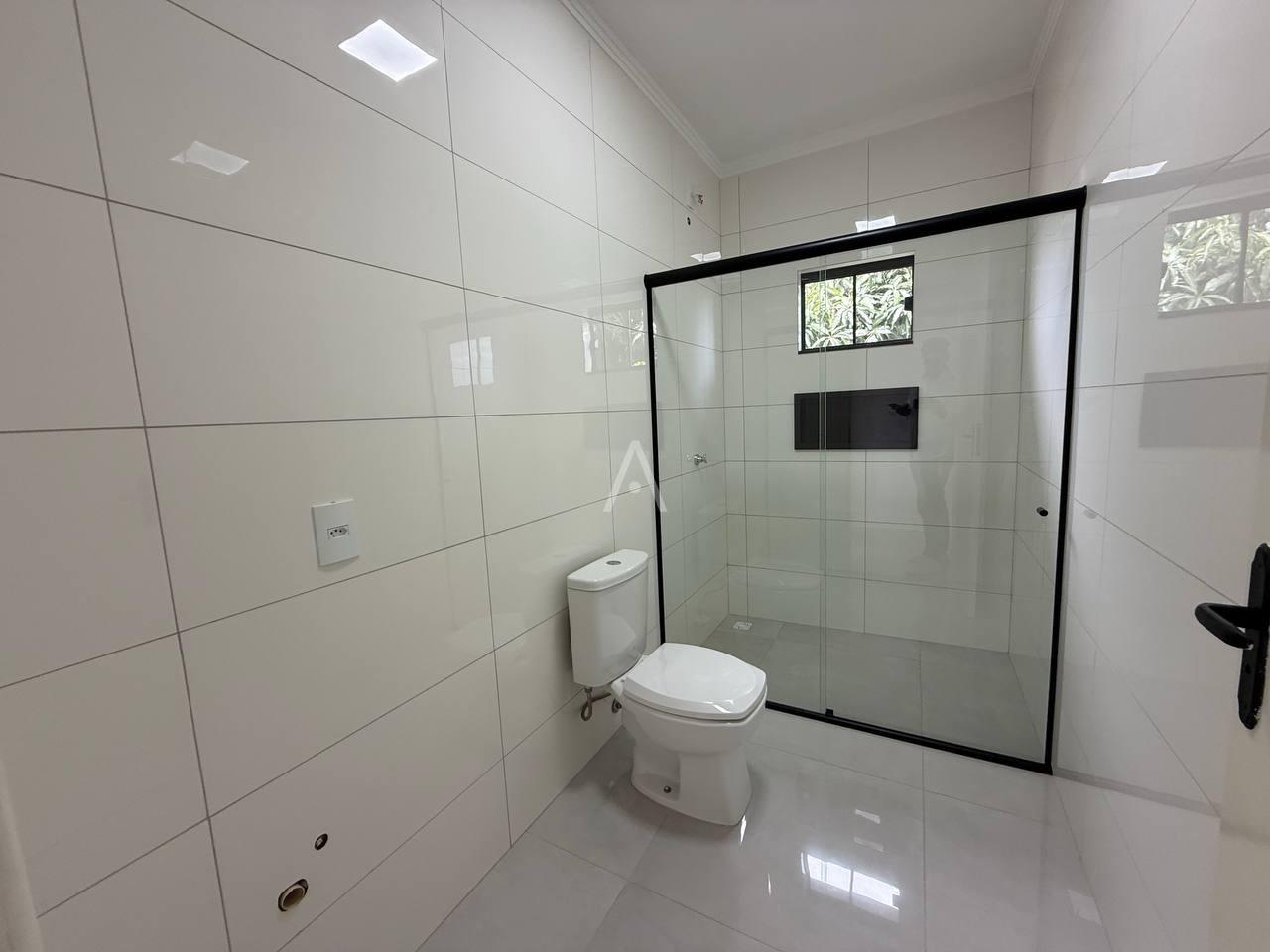 Sobrado para à venda no Bairro JARDIM GISELA em TOLEDO: 