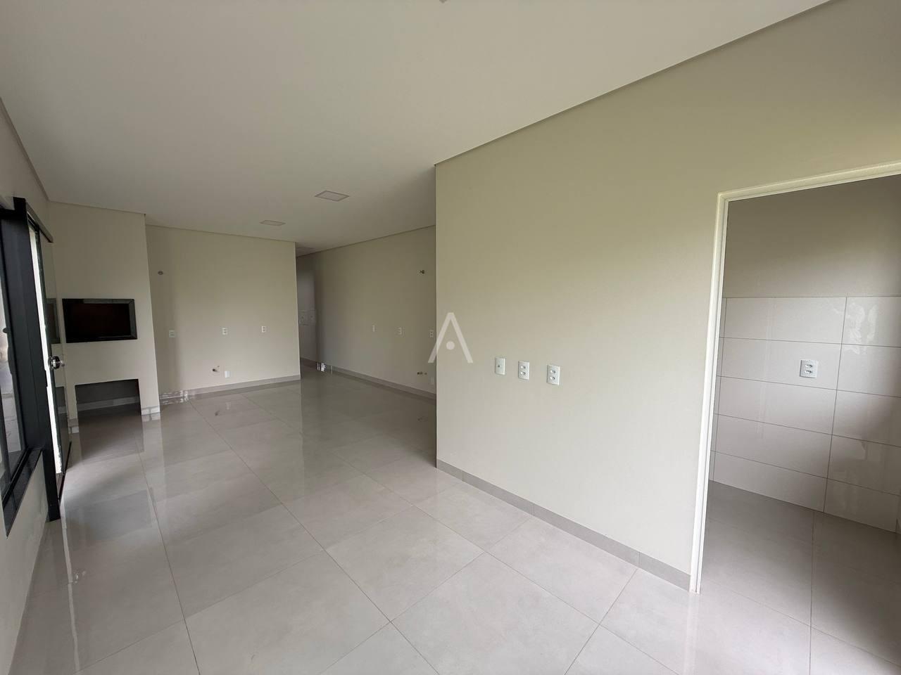 Sobrado para à venda no Bairro JARDIM GISELA em TOLEDO: 