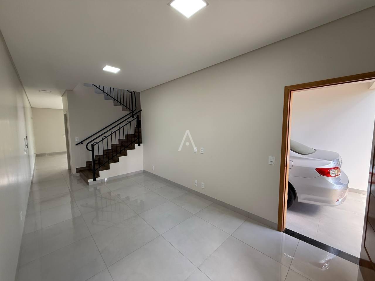 Sobrado para à venda no Bairro JARDIM GISELA em TOLEDO: 