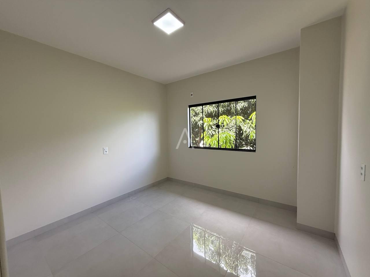 Sobrado para à venda no Bairro JARDIM GISELA em TOLEDO: 