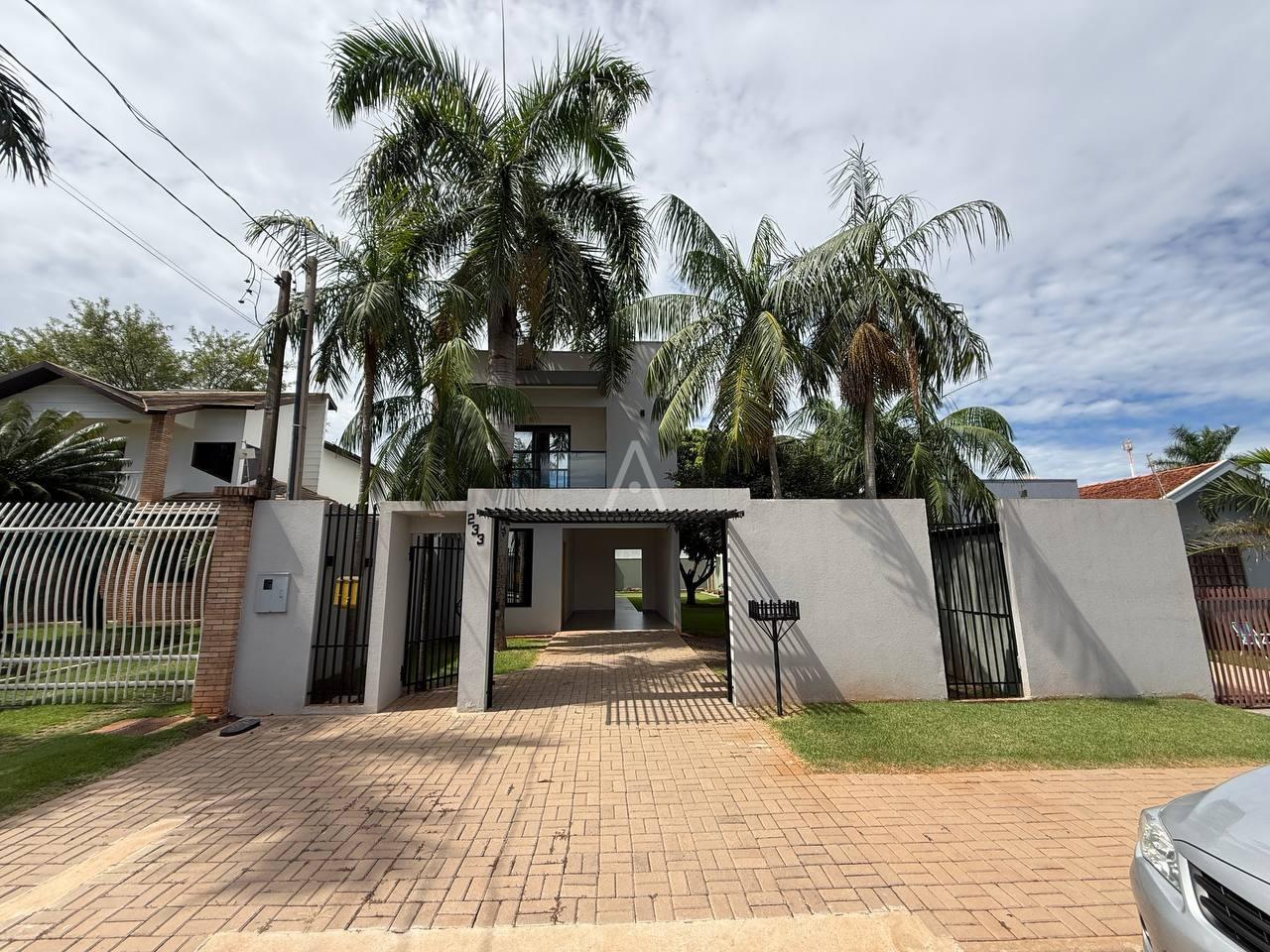 Sobrado para à venda no Bairro JARDIM GISELA em TOLEDO: 