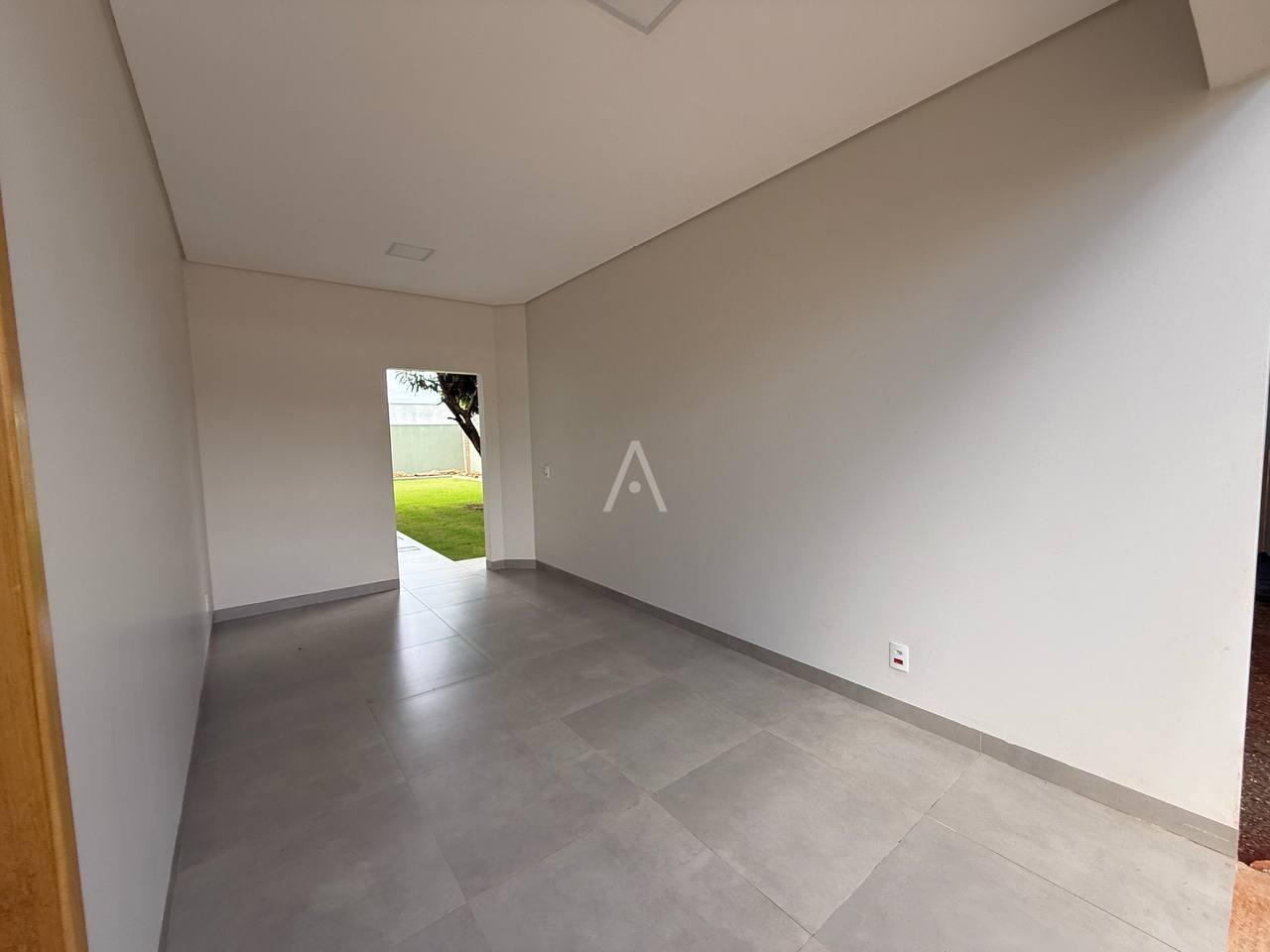 Sobrado para à venda no Bairro JARDIM GISELA em TOLEDO: 