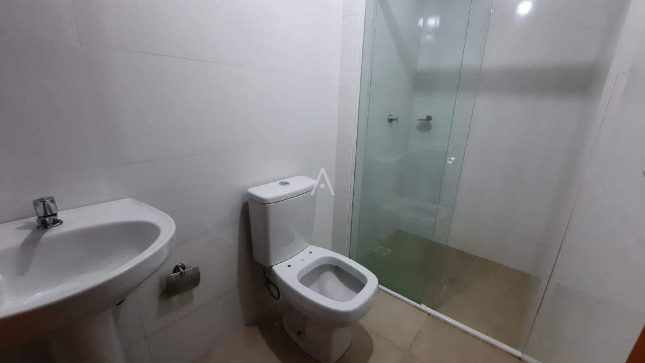Apartamento para para aluguel no Bairro MARIA LUIZA em CASCAVEL: 