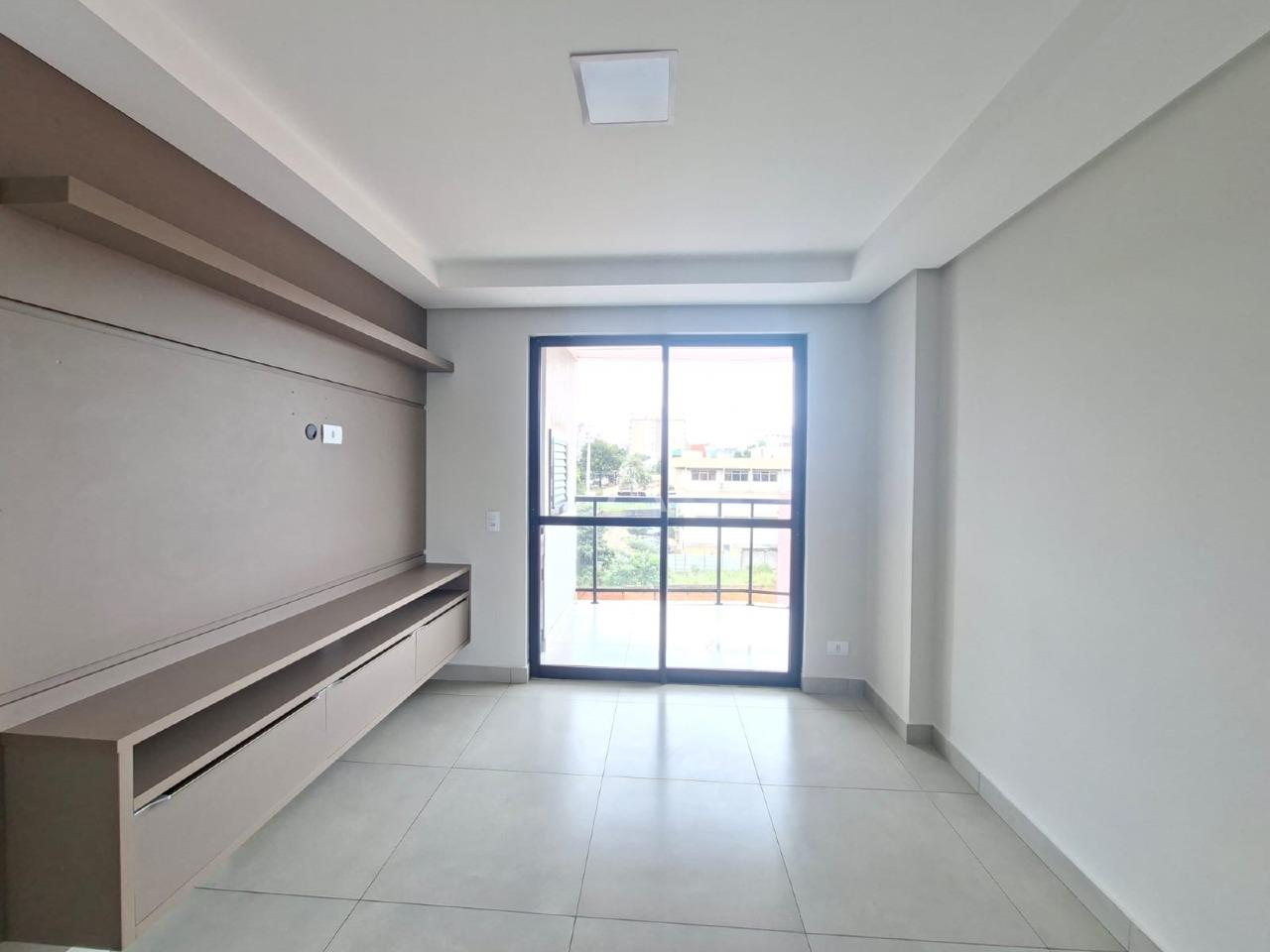 Apartamento para para aluguel no Bairro CENTRO em CASCAVEL: 