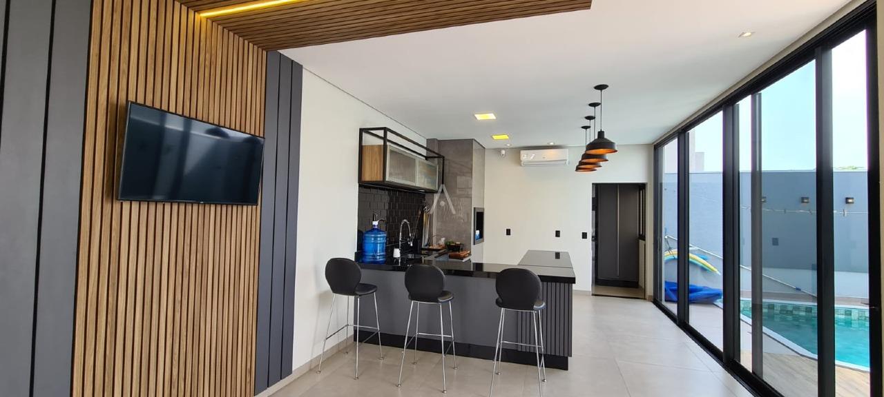 Casa Residencial para à venda no Bairro JARDIM GISELA em TOLEDO: 