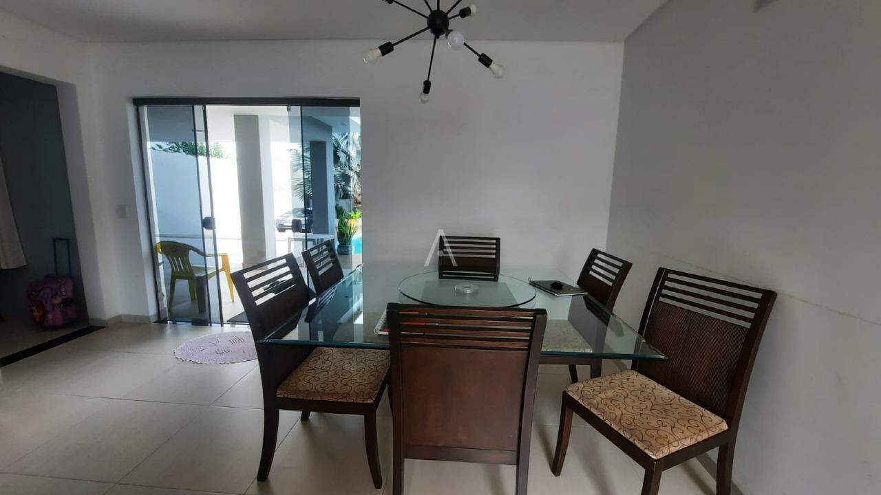 Casa Comercial para para aluguel no Bairro REGIAO DO LAGO em CASCAVEL: 