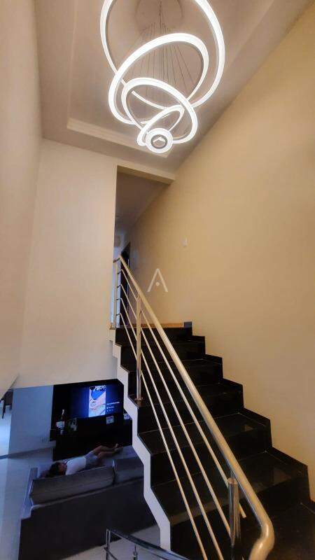 Casa Comercial para para aluguel no Bairro REGIAO DO LAGO em CASCAVEL: 