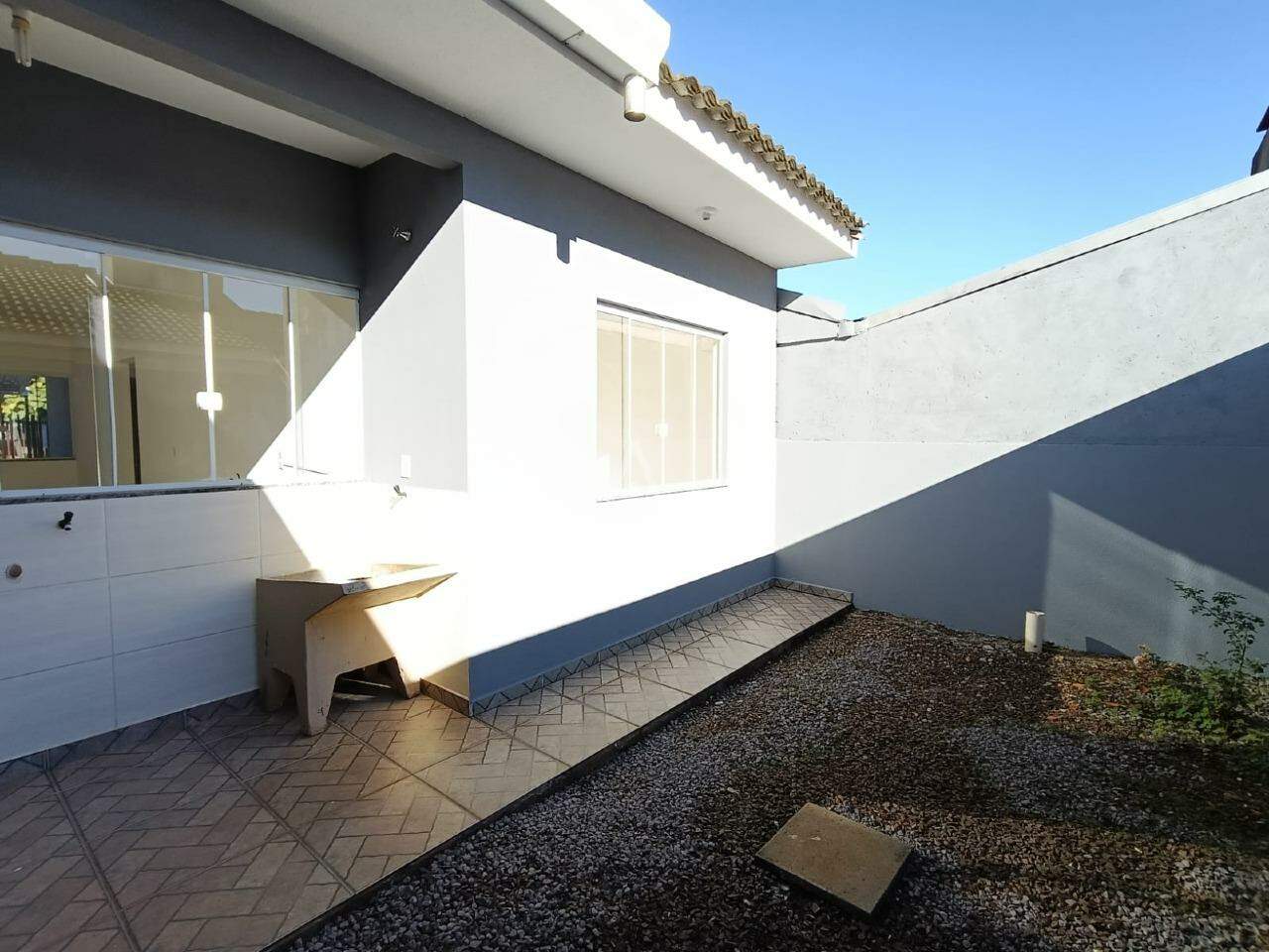 Casa Residencial para para aluguel no Bairro JARDIM MANTOVANI em CASCAVEL: