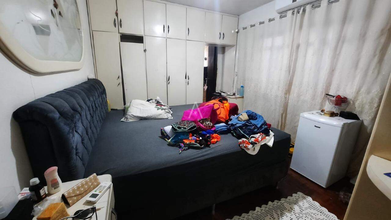 Casa Residencial para à venda no Bairro CENTRO em CASCAVEL: 