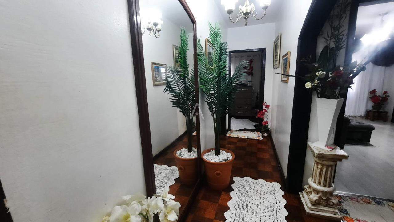 Casa Residencial para à venda no Bairro CENTRO em CASCAVEL: 