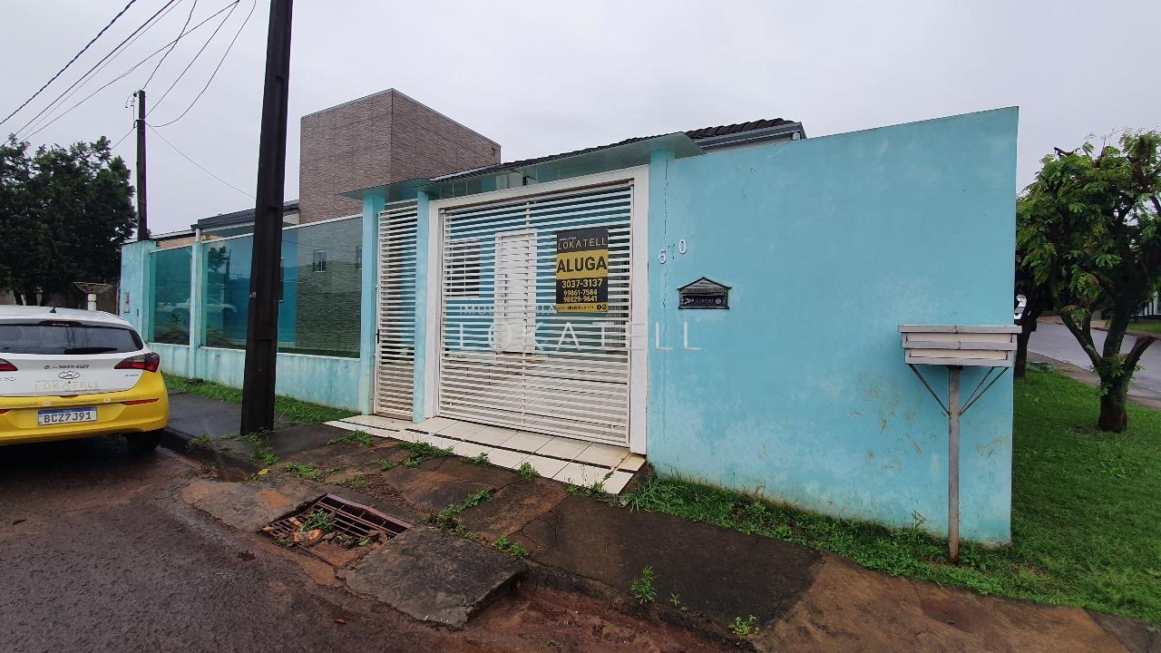 Casa Residencial para à venda no Bairro UNIVERSITARIO em CASCAVEL: 