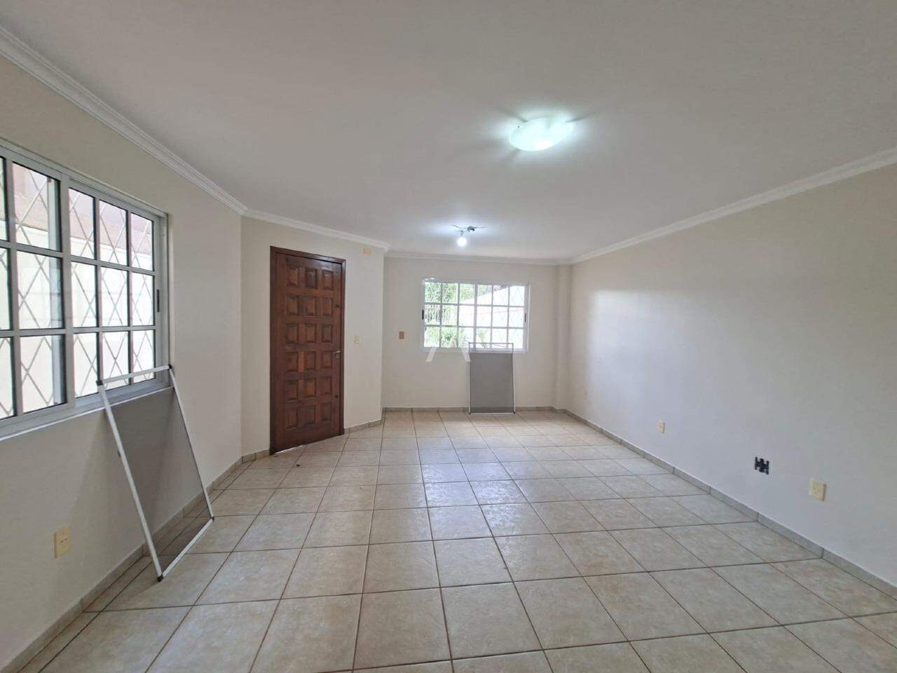 Sobrado para para aluguel no Bairro PACAEMBU em CASCAVEL: