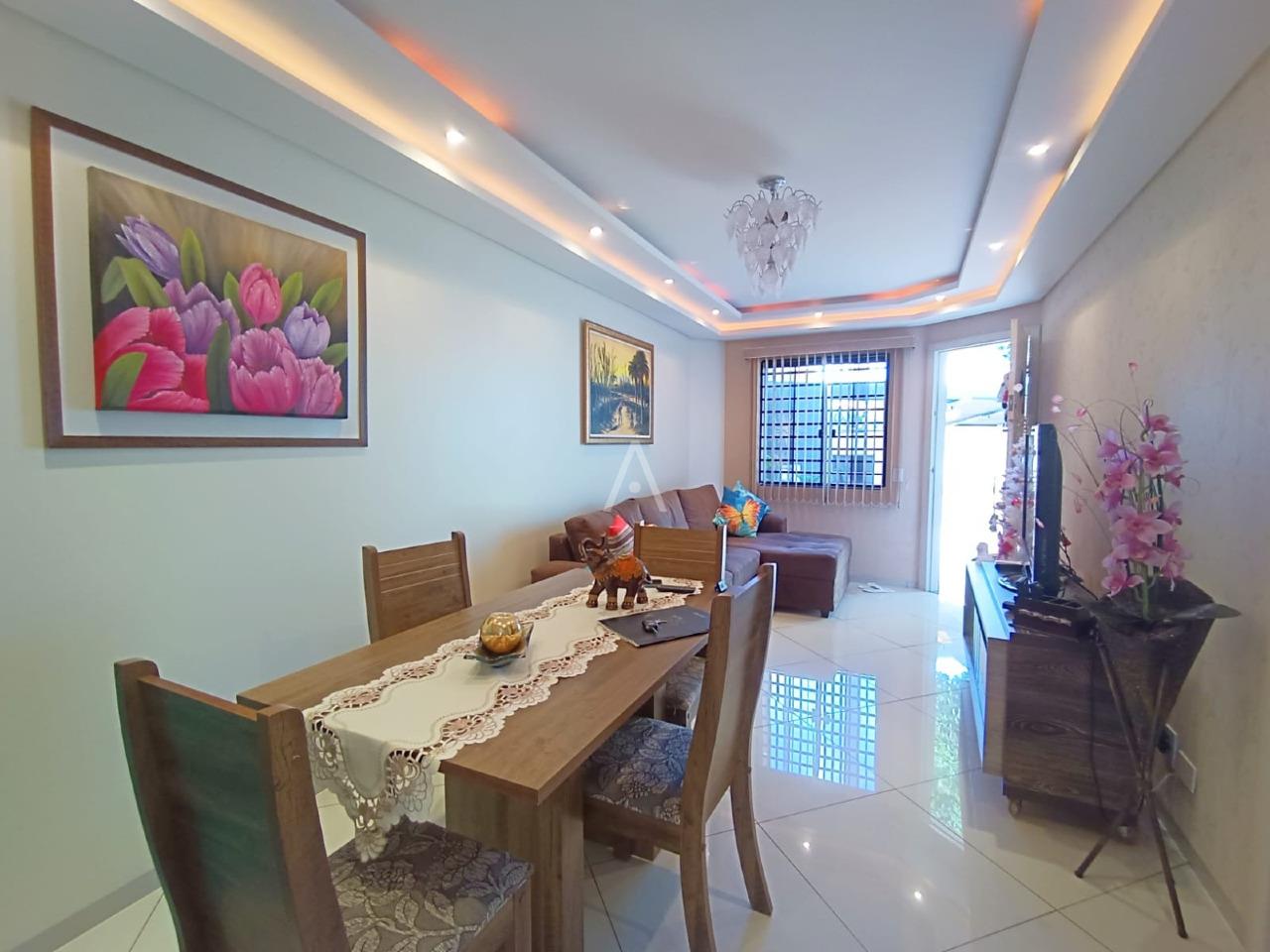 Sobrado para à venda no Bairro PARQUE VERDE em CASCAVEL: