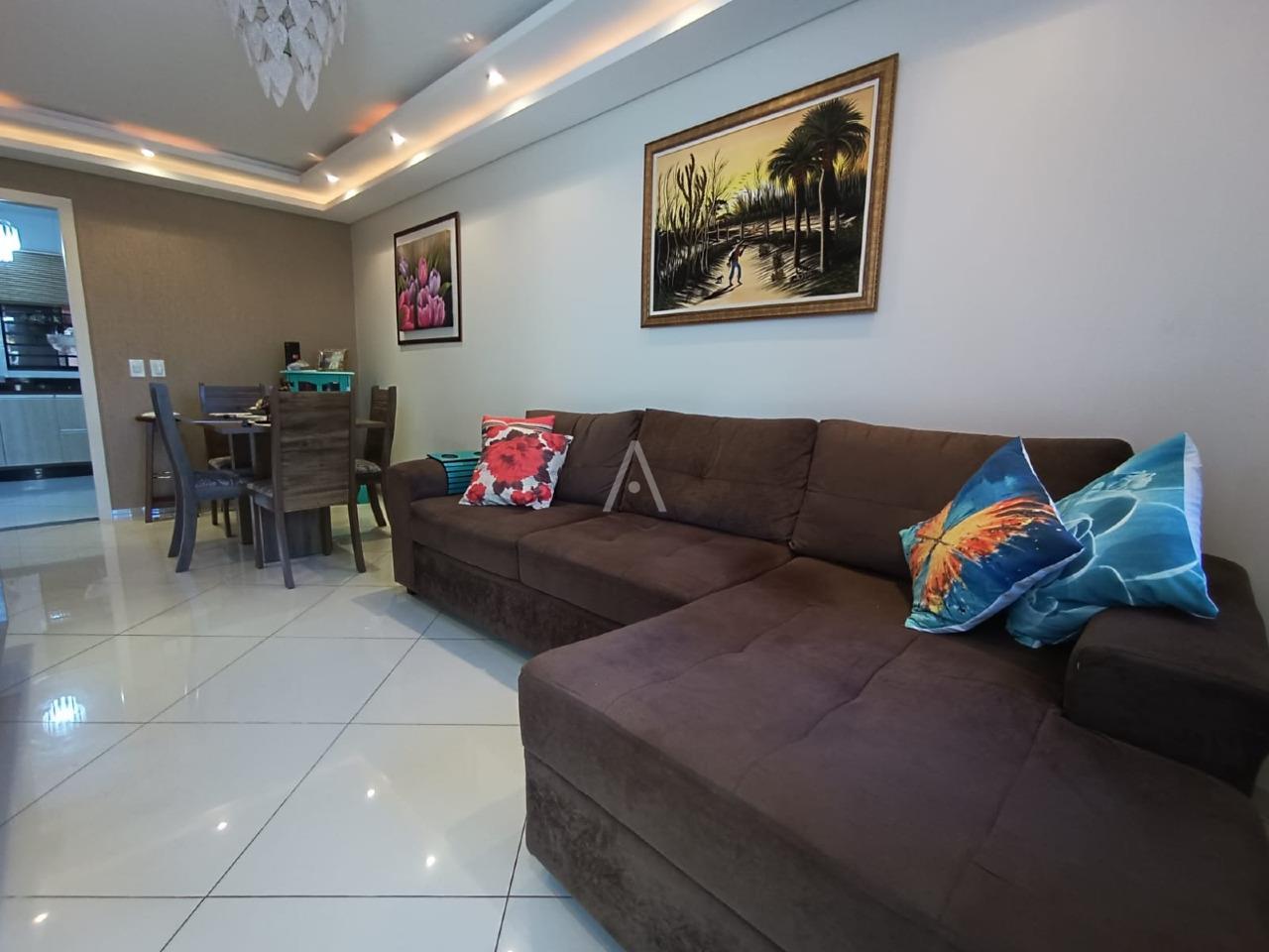 Sobrado para à venda no Bairro PARQUE VERDE em CASCAVEL: 