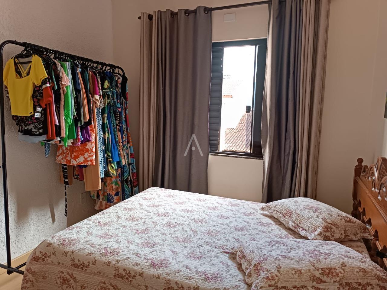 Sobrado para à venda no Bairro PARQUE VERDE em CASCAVEL: