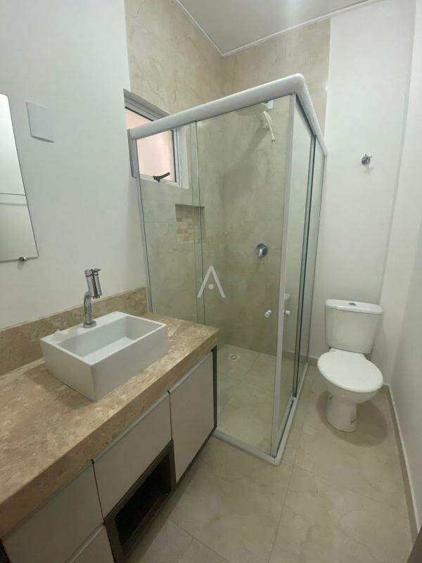 Apartamento para para aluguel no Bairro VILA INDUSTRIAL em TOLEDO: 
