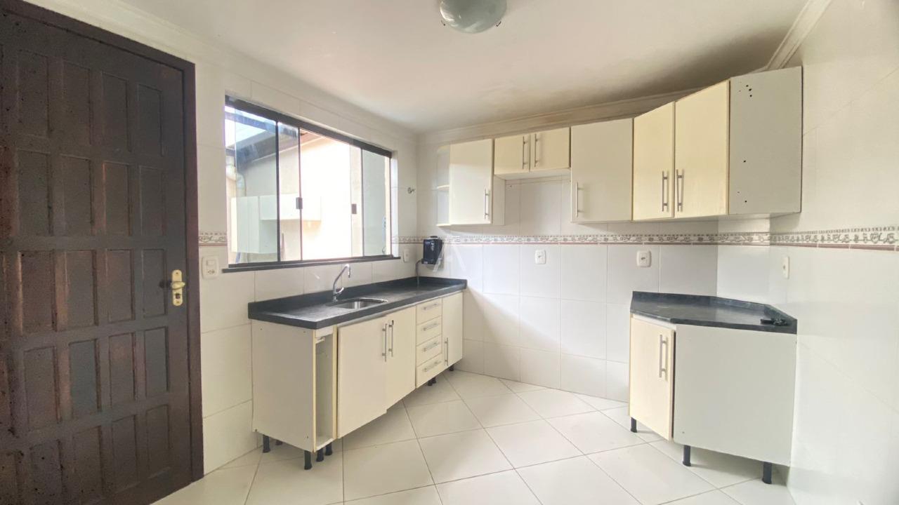 Sobrado para para aluguel no Bairro MARIA LUIZA em CASCAVEL: 