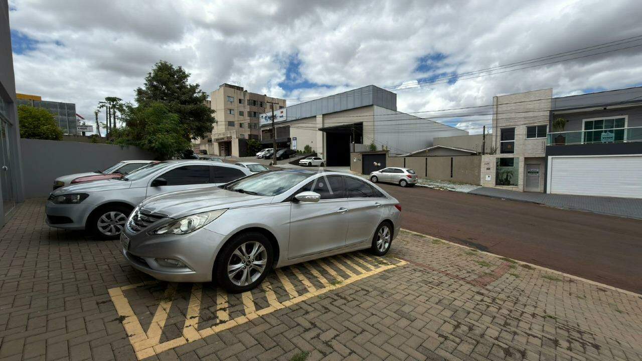 Sala Comercial para para aluguel no Bairro NEVA em CASCAVEL: