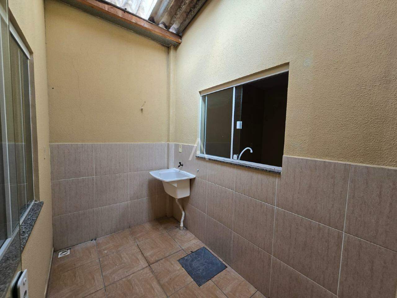 Casa Residencial para para aluguel no Bairro JARDIM BRESSAN em TOLEDO: 